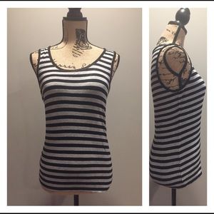 Ann Taylor sz M black and gray with delicate beads